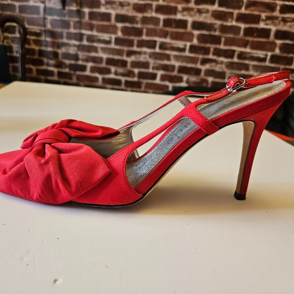 Kate Spade New York Slingback Pointed Toe Pump In Cherry Rouge Size 8B - Picture 7 of 16